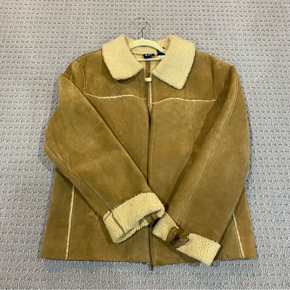 GAP Jackets & Blazers - VINTAGE GAP SHERPA